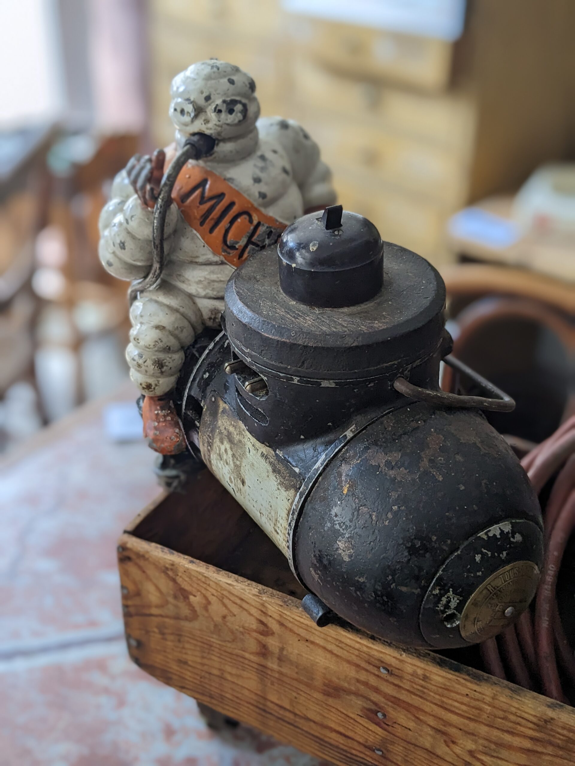 Compresseur gonfleur Michelin des années 30 – Image 4