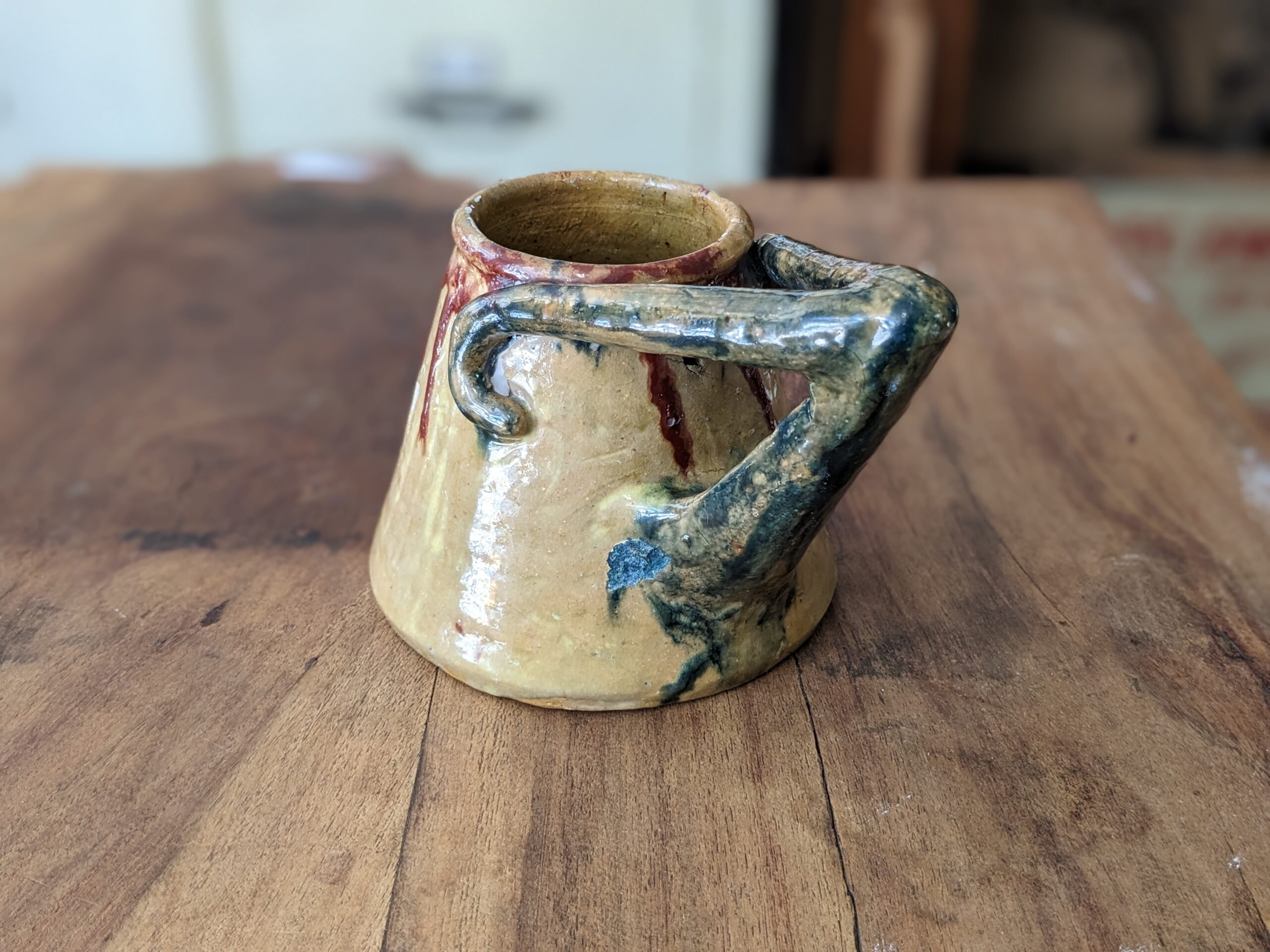 Ancienne chope en terre vernissée signée "Legué" à Coudreceau – Image 3